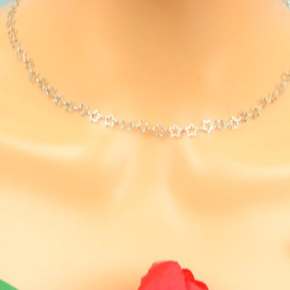 Delicate & Contemporary Necklace Chain, A Lovely Choice for Women, EVCH1708 - Picture 4 of 11